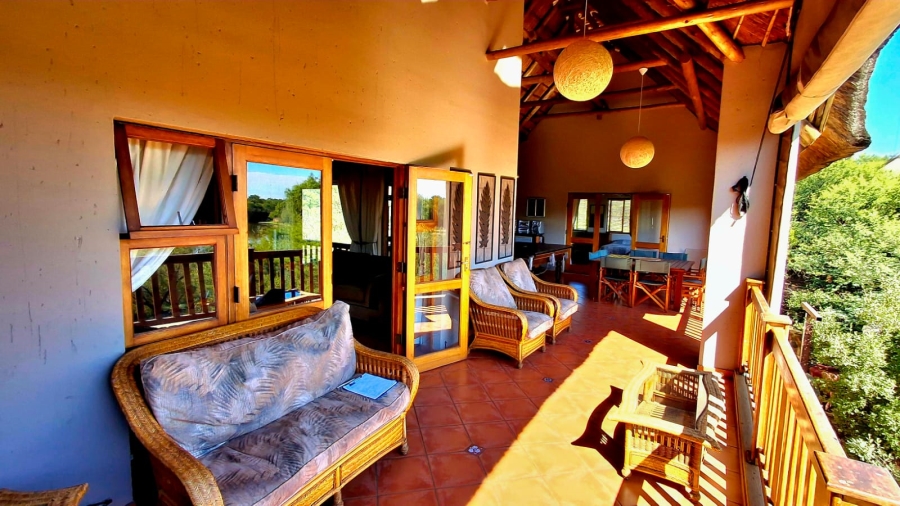 4 Bedroom Property for Sale in Boschenvaal River Front Lodges Free State